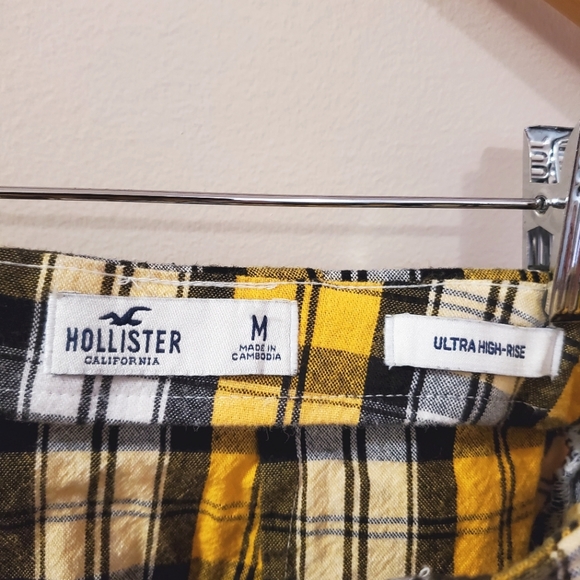 Hollister - Ultra High-Rise Yellow Plaid Skirt (with Pockets) - Picture 6 of 7